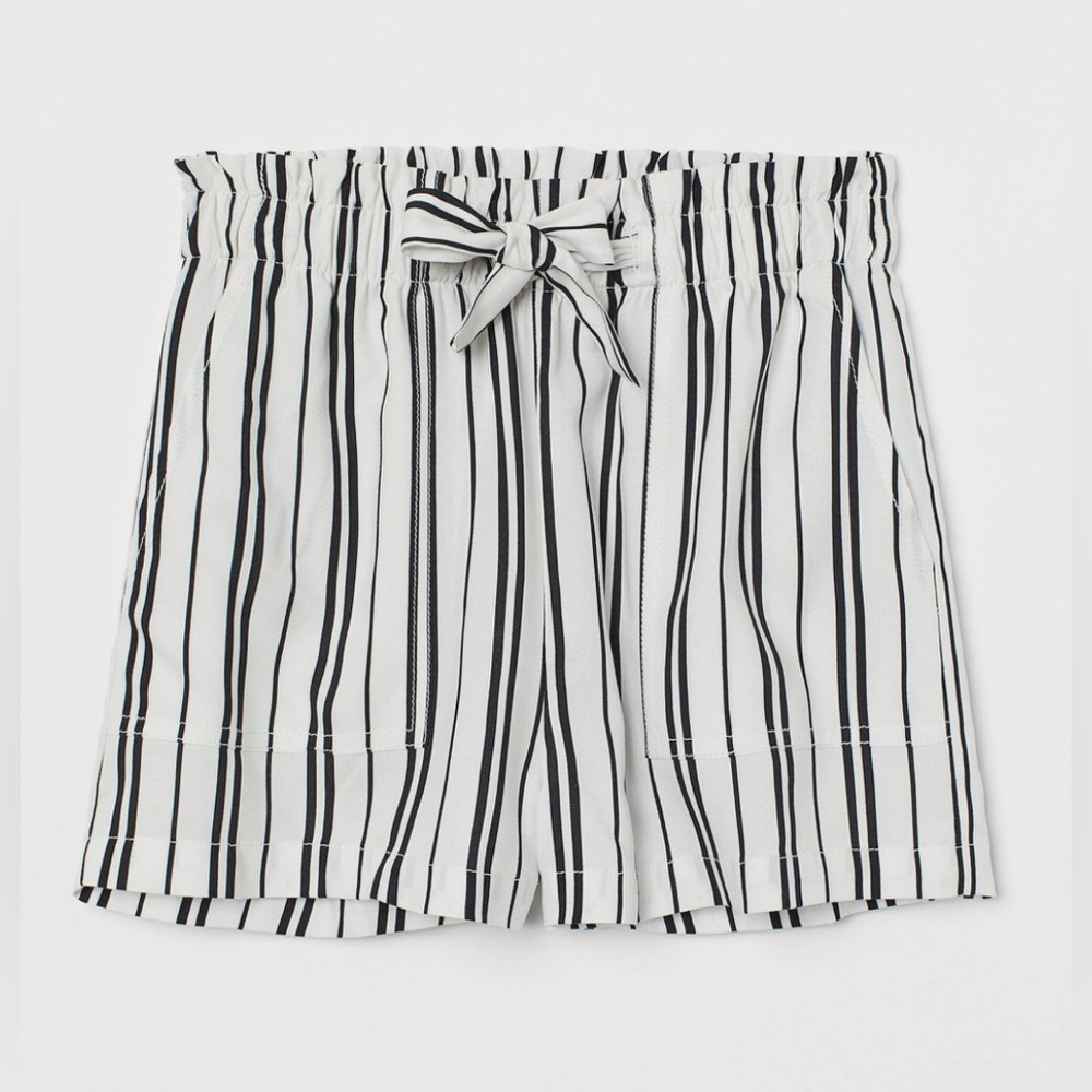 H&M Girls’ Black and White Striped Shorts
